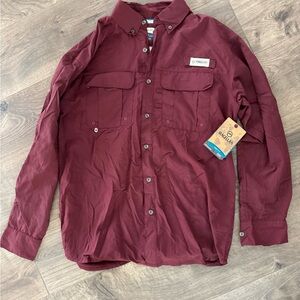 New Never Worn Magellan Outdoors Men's Burgundy Fishing Shirt